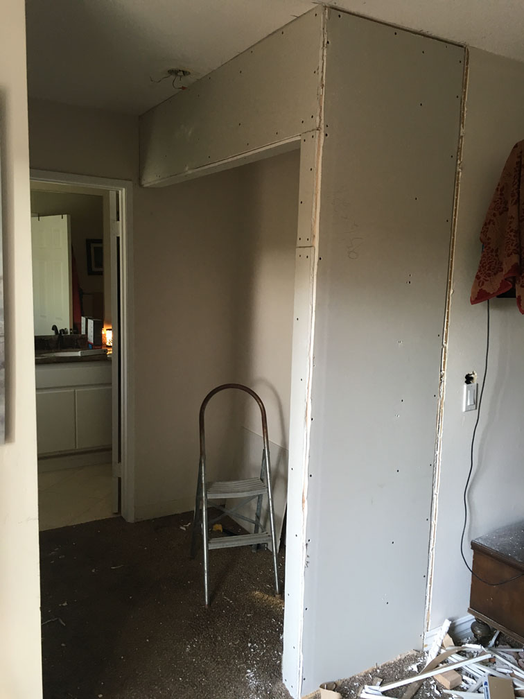 Closet construction