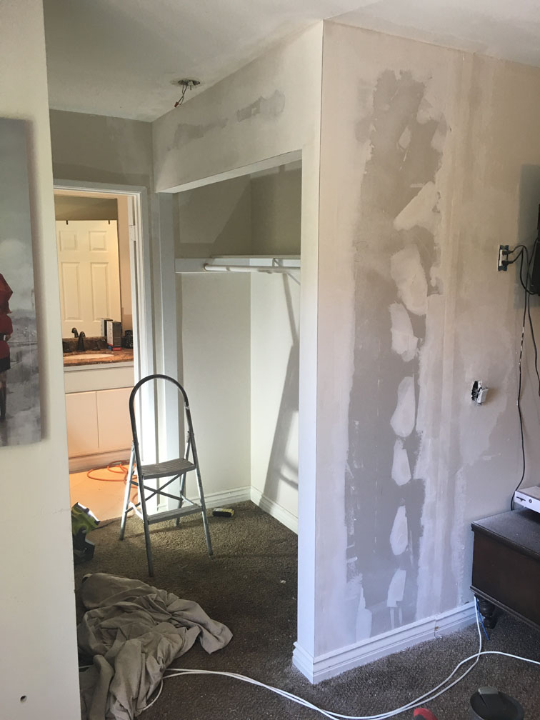 Closet construction